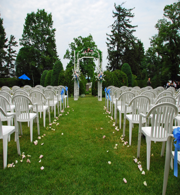 Outdoor Wedding Flowers