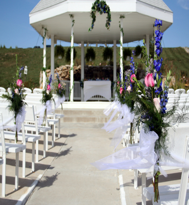 Flower Wedding Pews
