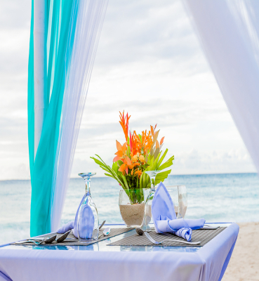Bright Beach Wedding Flowers